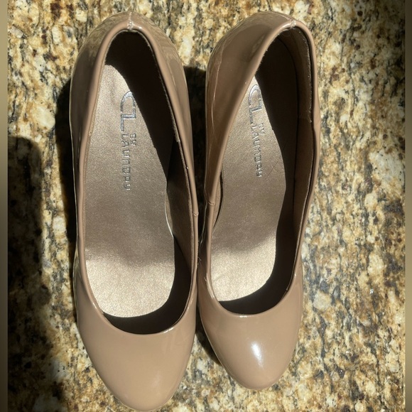 Women’s Beige Heels - Picture 11 of 12